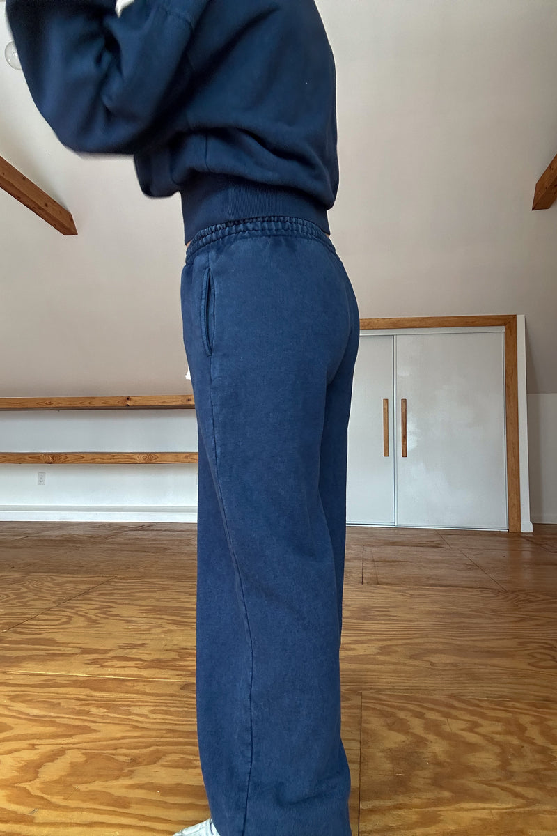 Must Have Sweat Set-Washed Navy