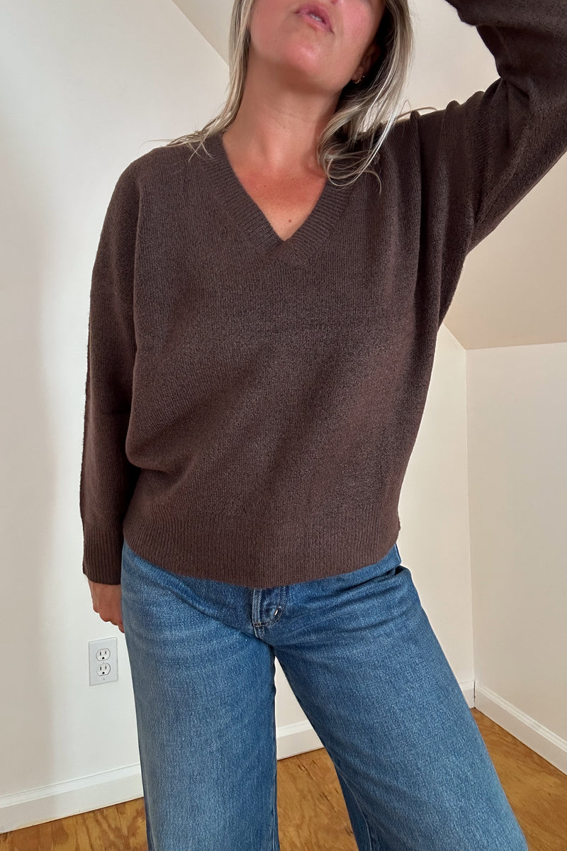 Easy V Neck Sweater-Brown