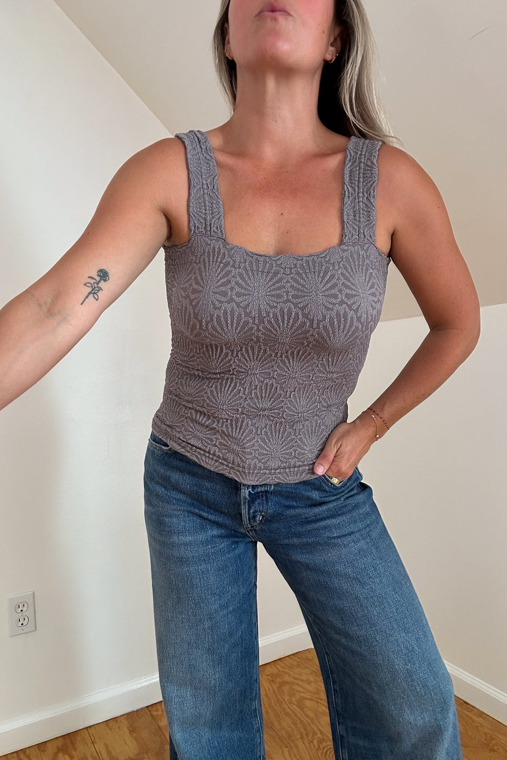 Lace Textured Square Top