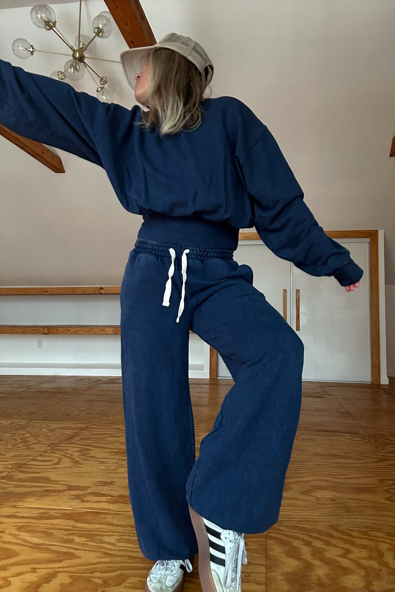 Must Have Sweat Set-Washed Navy