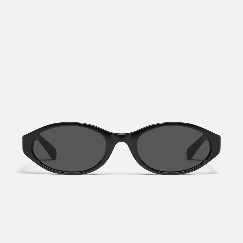 Quay Aura Points Sunglasses-Black